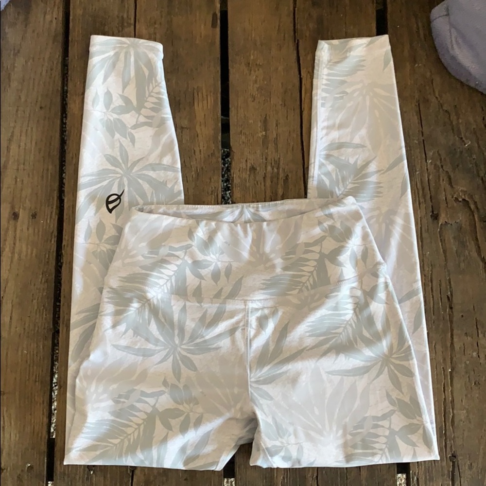 P’tula leggings size small
